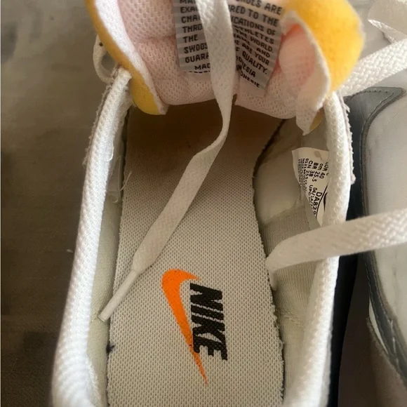 Nike Waffle Trainer 2 "White/Metallic Silver" Sneakers - Picture 8 of 10